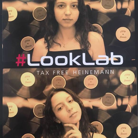 Meet your Posher, Victoria - Picture 1 of 1